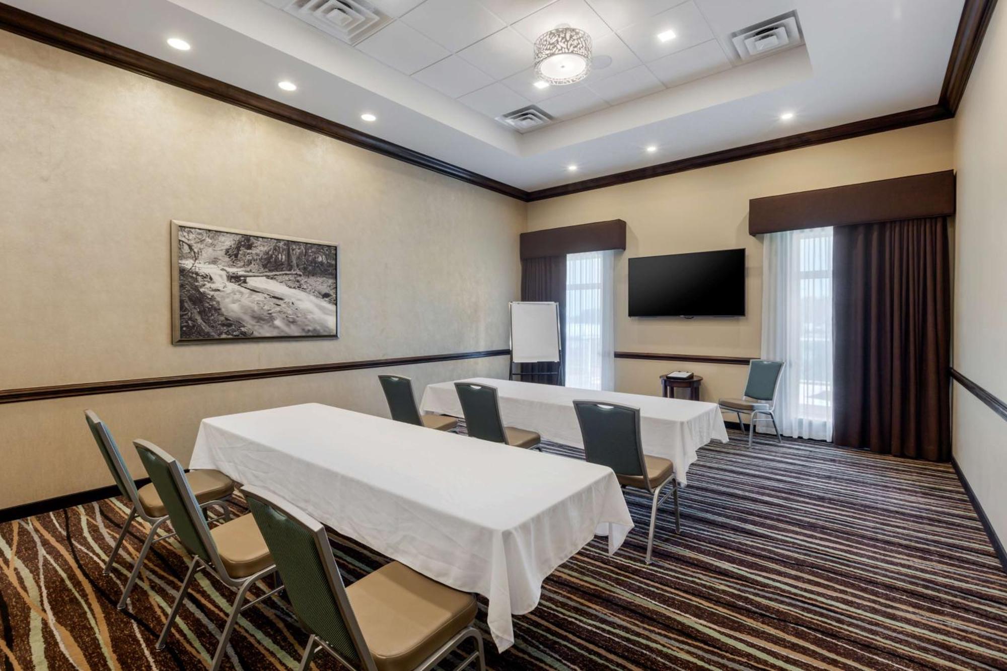 Best Western Plus Walkerton Hotel & Conference Centre Exteriér fotografie
